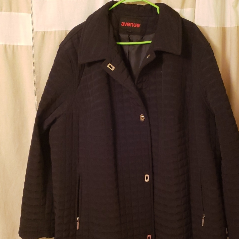 Avenue coat